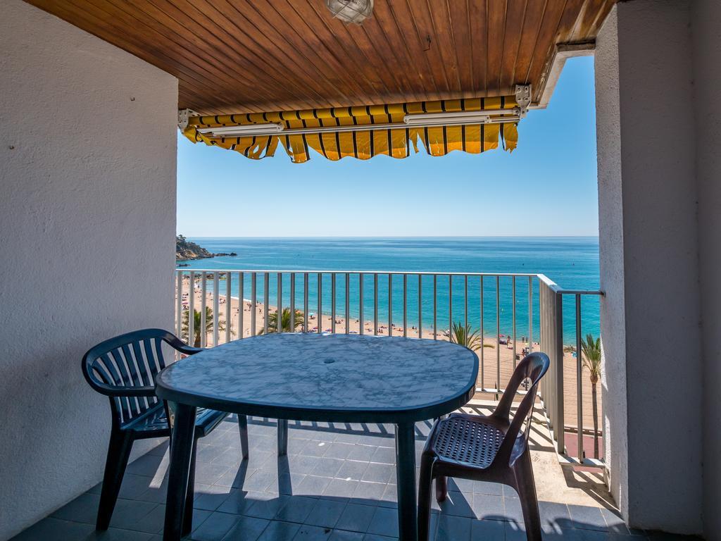 Apartaments Ar Easy Borodin Lloret de Mar Exteriör bild