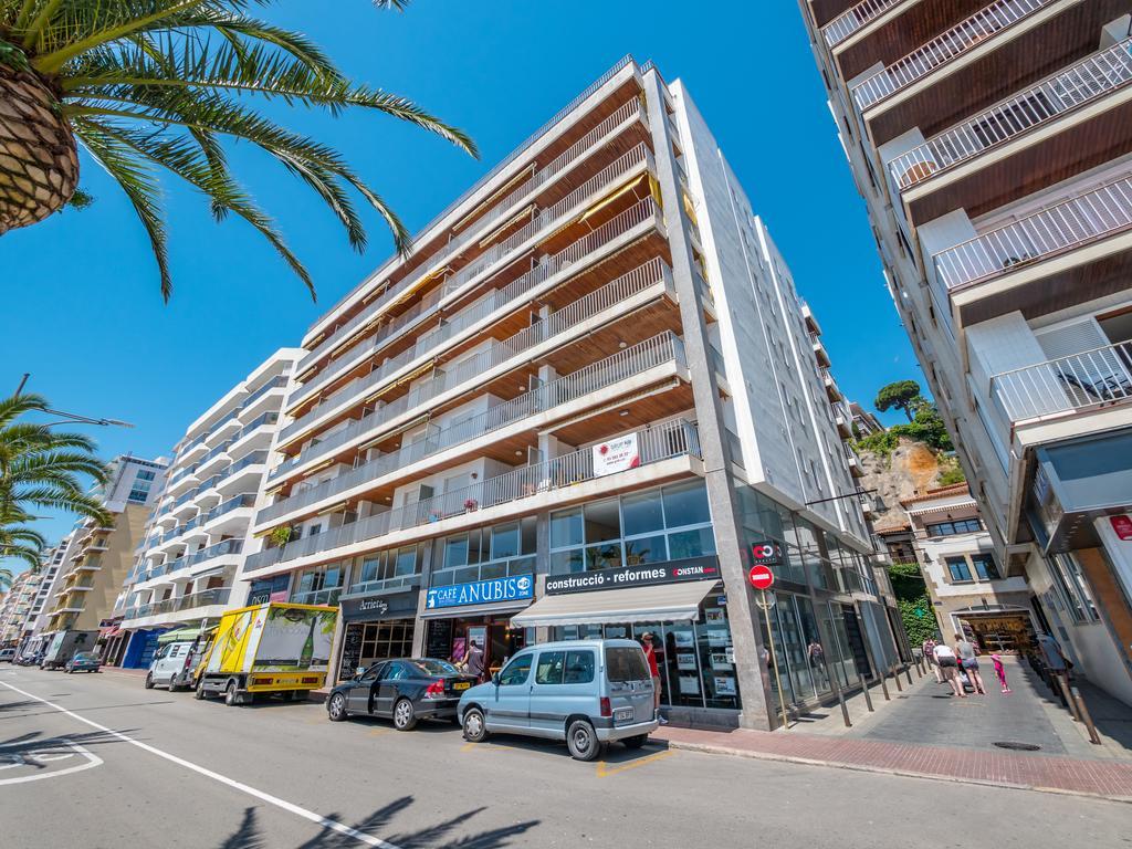 Apartaments Ar Easy Borodin Lloret de Mar Exteriör bild