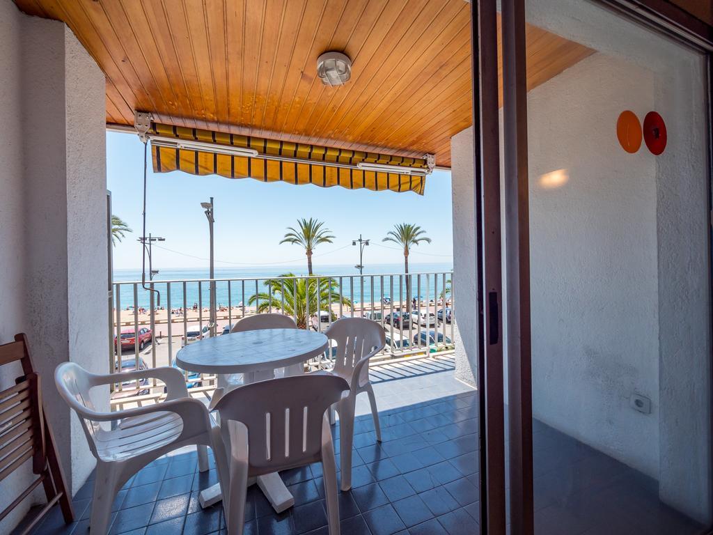 Apartaments Ar Easy Borodin Lloret de Mar Exteriör bild