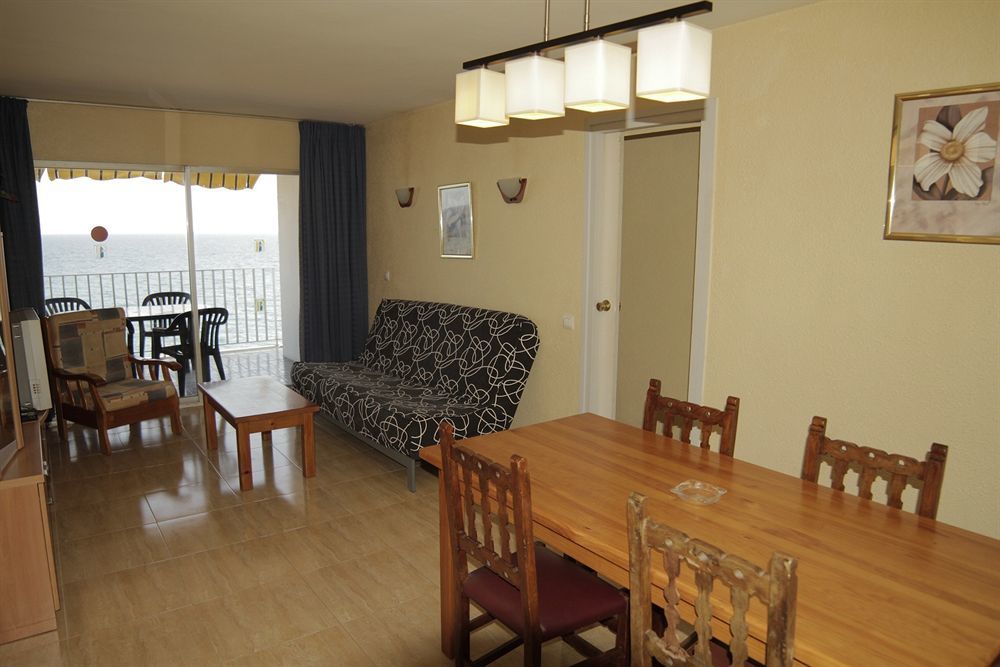 Apartaments Ar Easy Borodin Lloret de Mar Exteriör bild