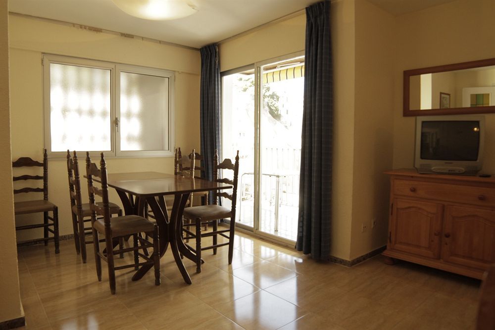 Apartaments Ar Easy Borodin Lloret de Mar Exteriör bild