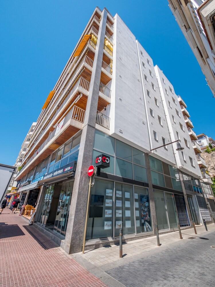 Apartaments Ar Easy Borodin Lloret de Mar Exteriör bild